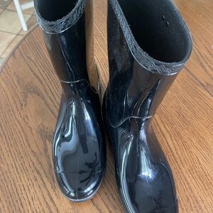 UGG Black Textured Footwear